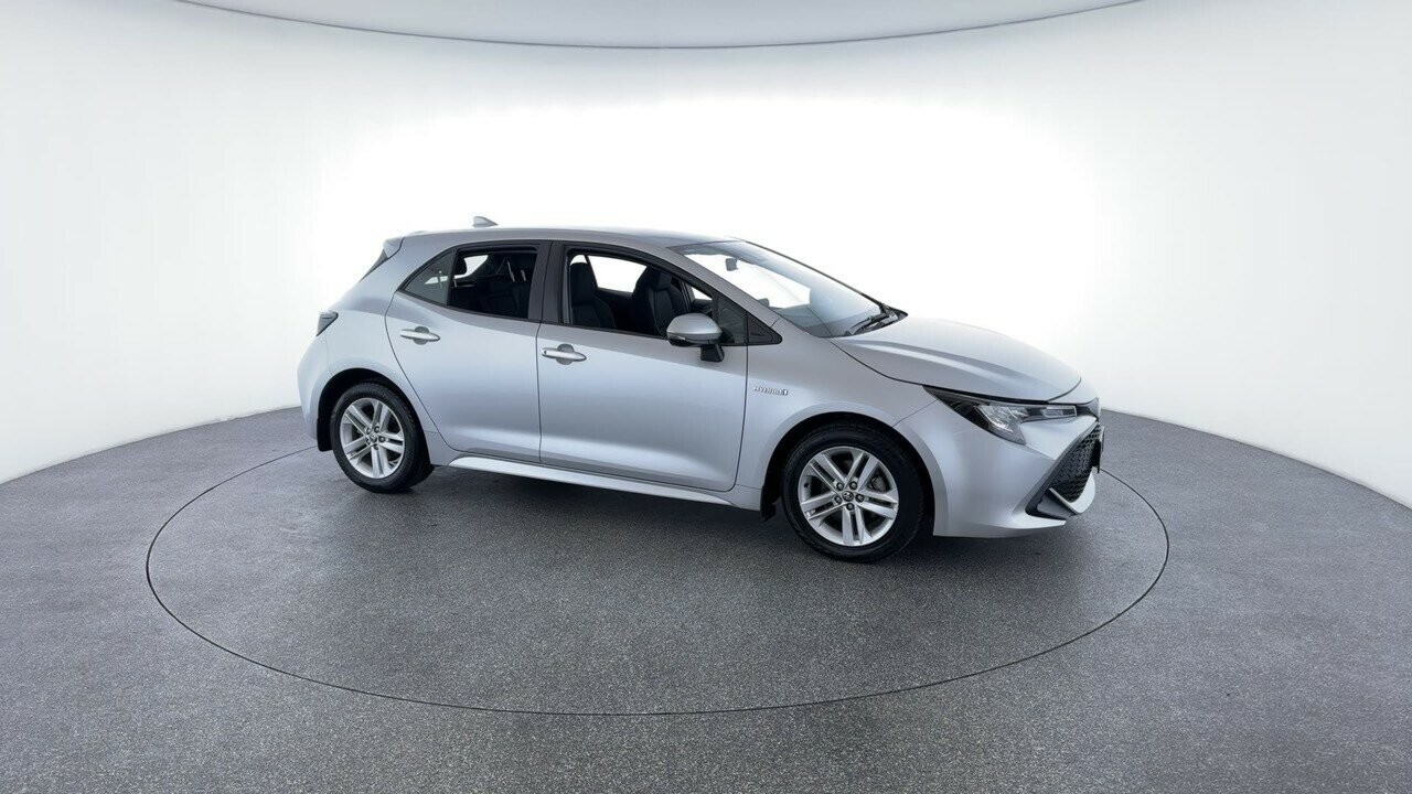 Toyota Corolla image 2