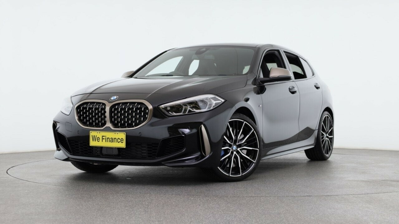 BMW 1 Series image 1