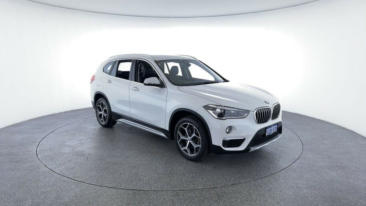 BMW X1 image 3