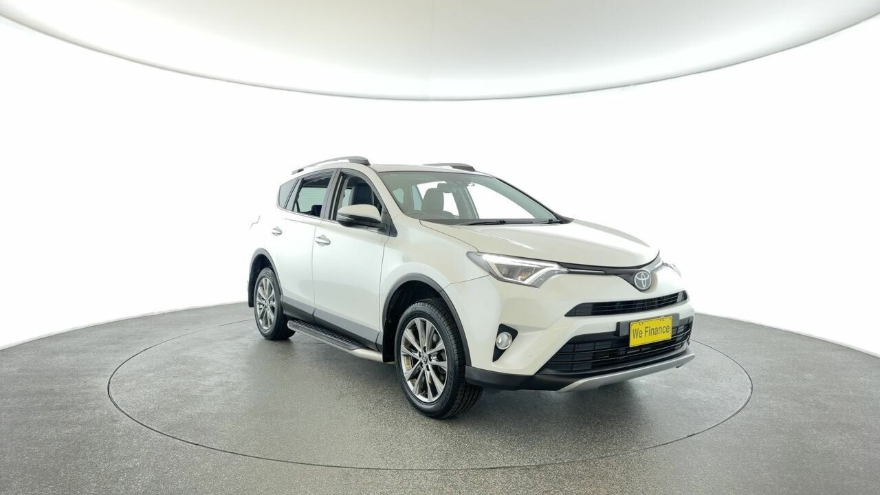 Toyota Rav4 image 3