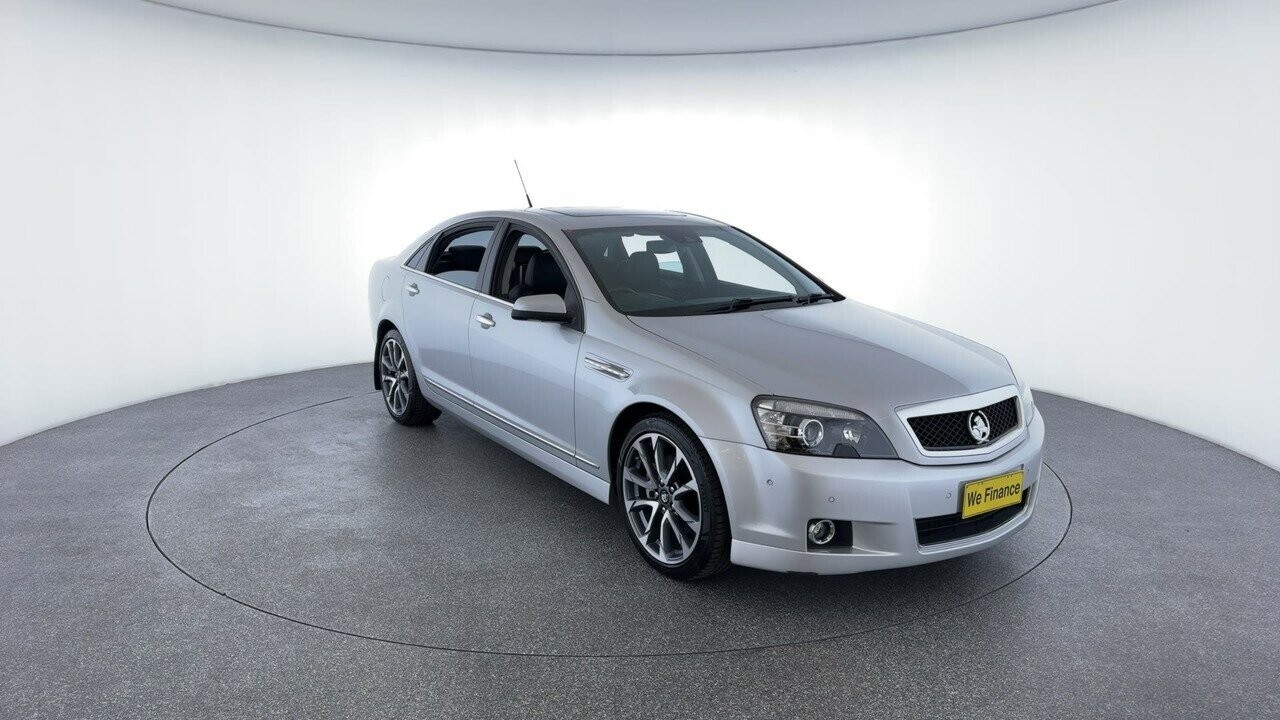 Holden Caprice image 3