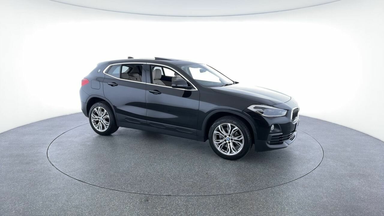 BMW X2 image 2