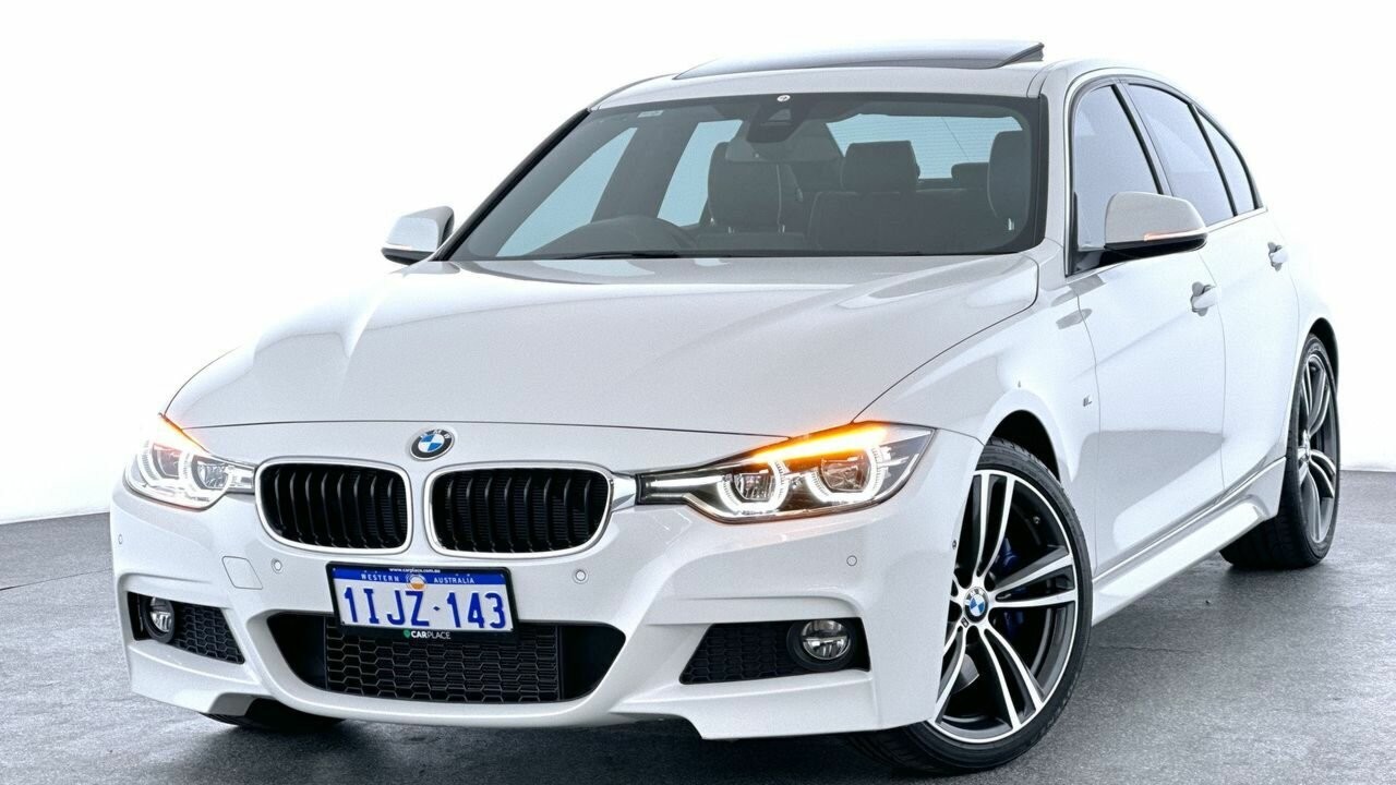 BMW 3 Series image 1