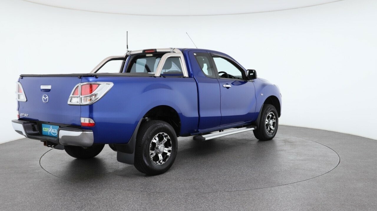 Mazda Bt-50 image 4