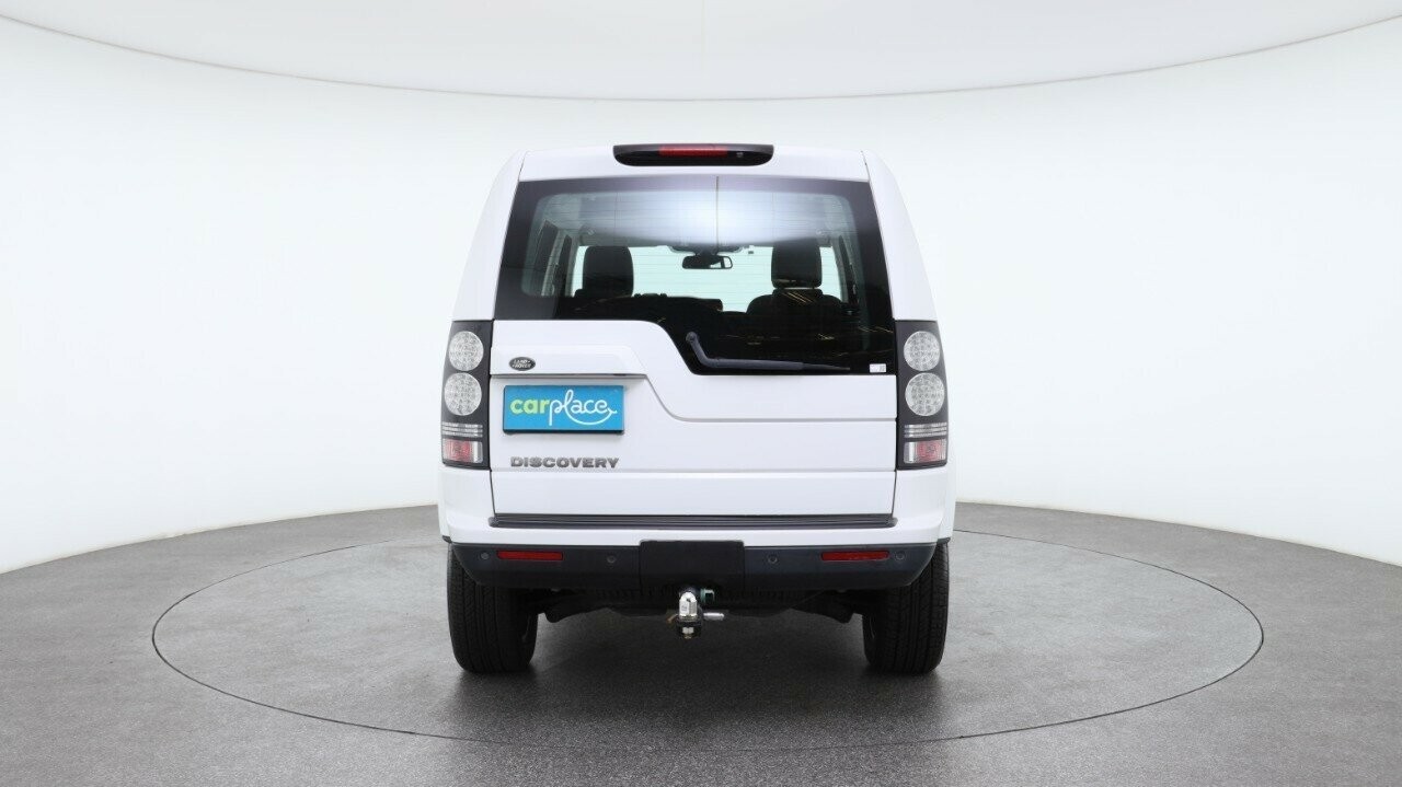 Land Rover Discovery image 2