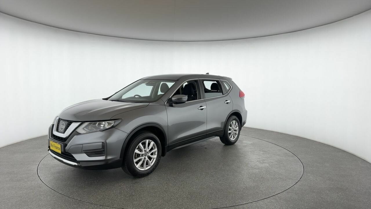 Nissan X-trail image 2