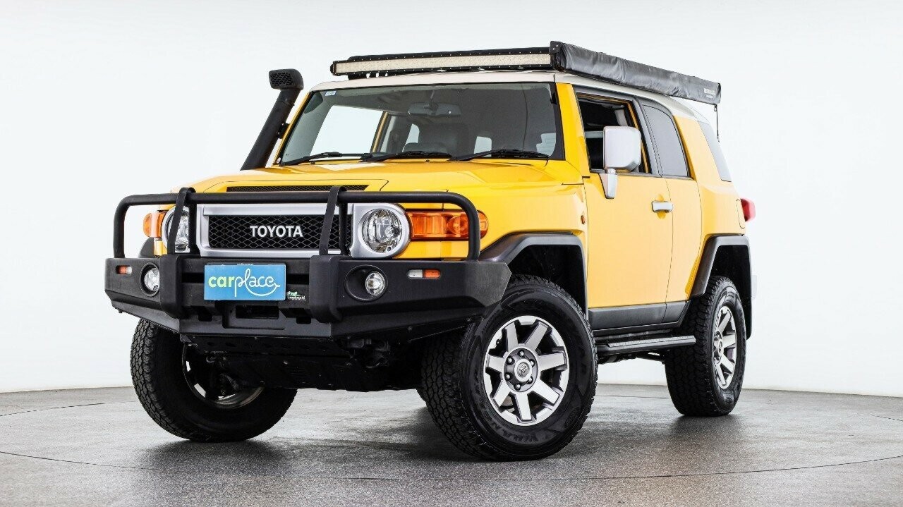 Toyota Fj Cruiser image 1