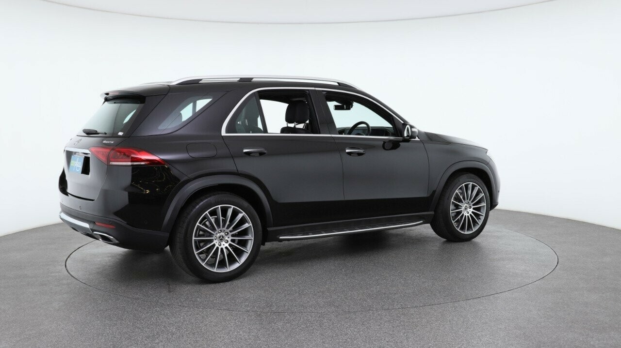 Mercedes Benz Gle-class image 4