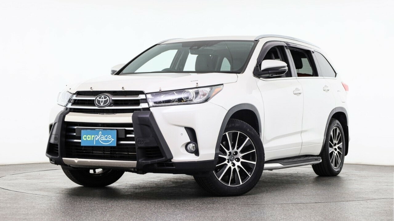 Toyota Kluger image 1