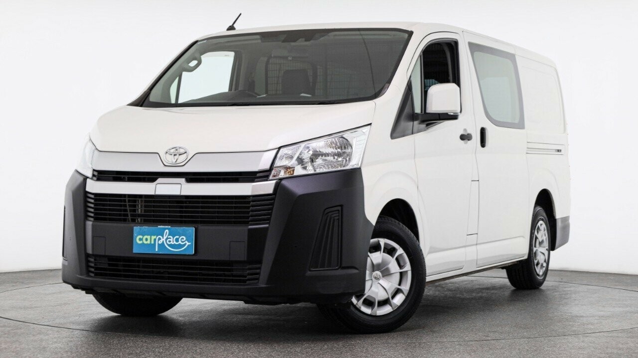 Toyota Hiace image 1