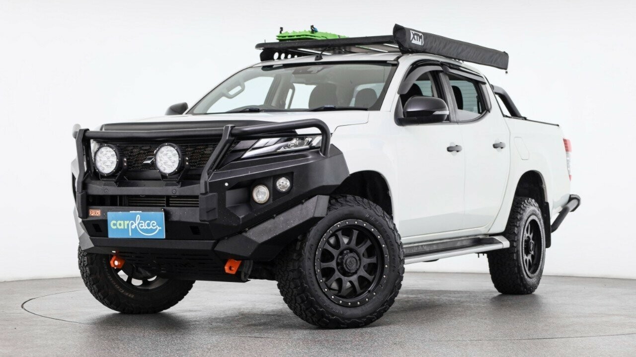 Mitsubishi Triton image 1