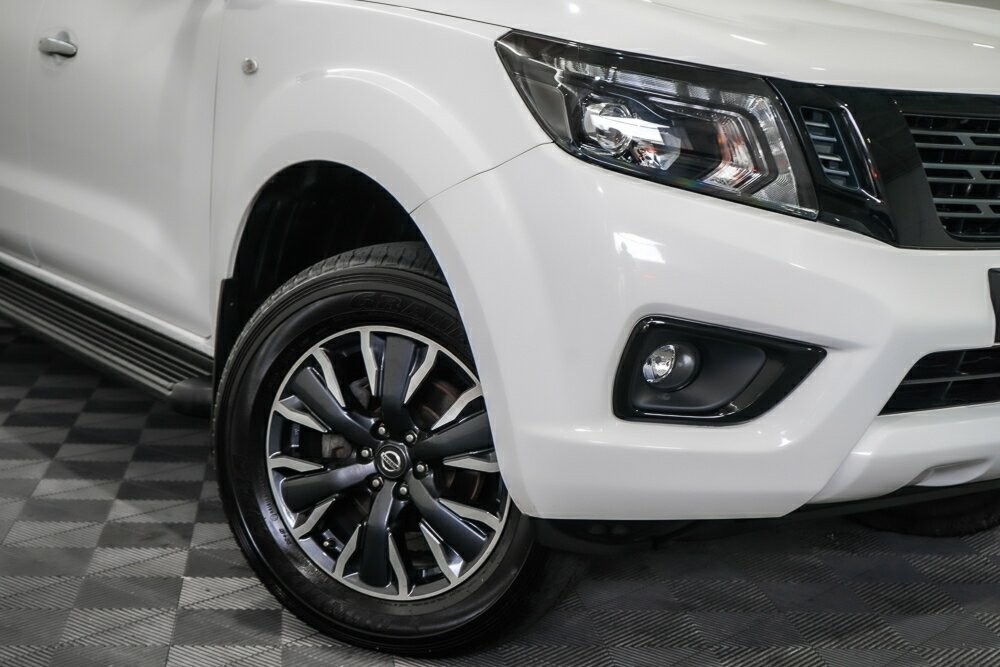 Nissan Navara image 2