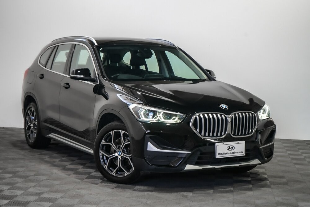 BMW X1 image 1