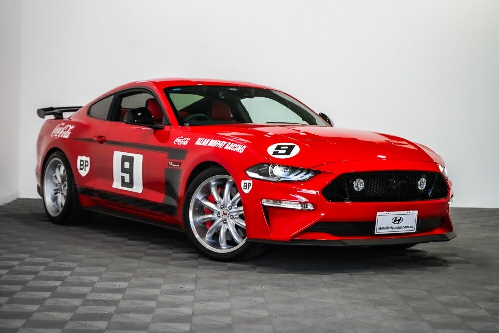 Ford Mustang image 1