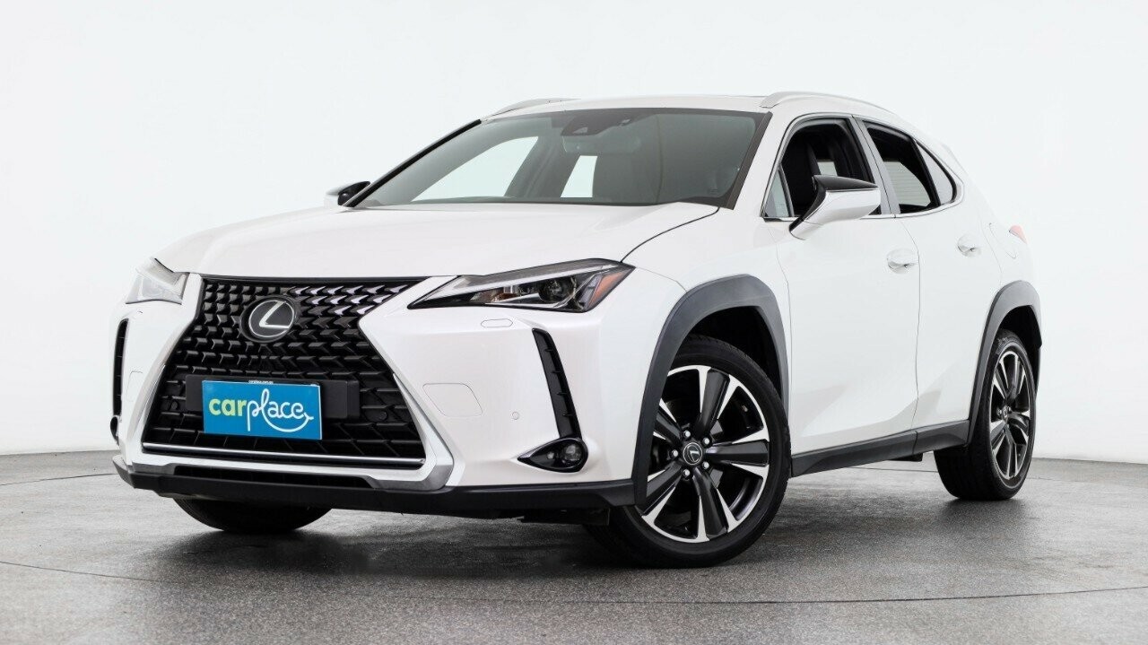 Lexus Ux image 1