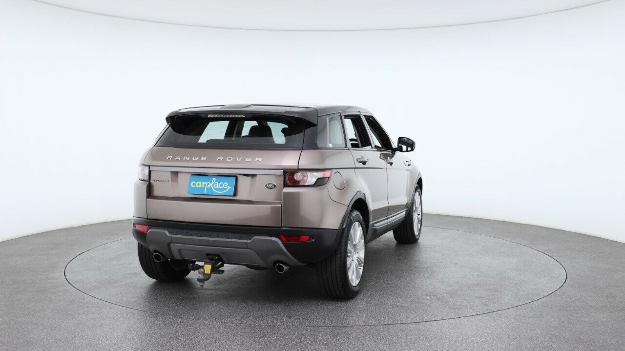 Land Rover Range Rover Evoque image 3