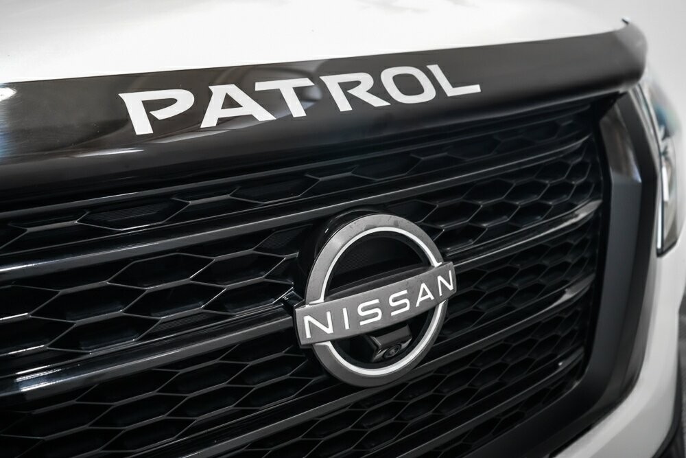 Nissan Patrol image 2