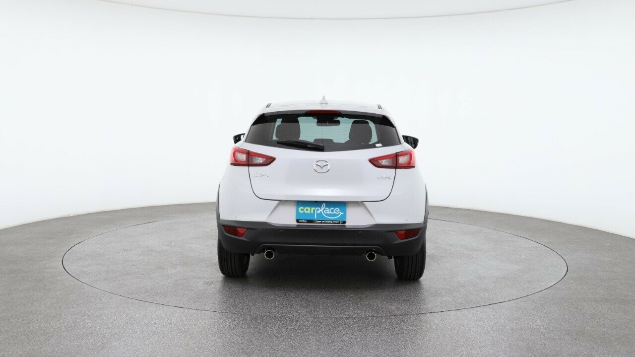 Mazda Cx-3 image 2