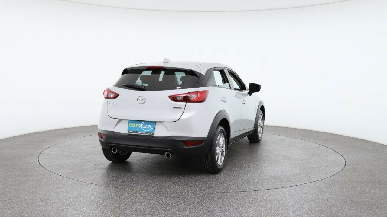 Mazda Cx-3 image 3