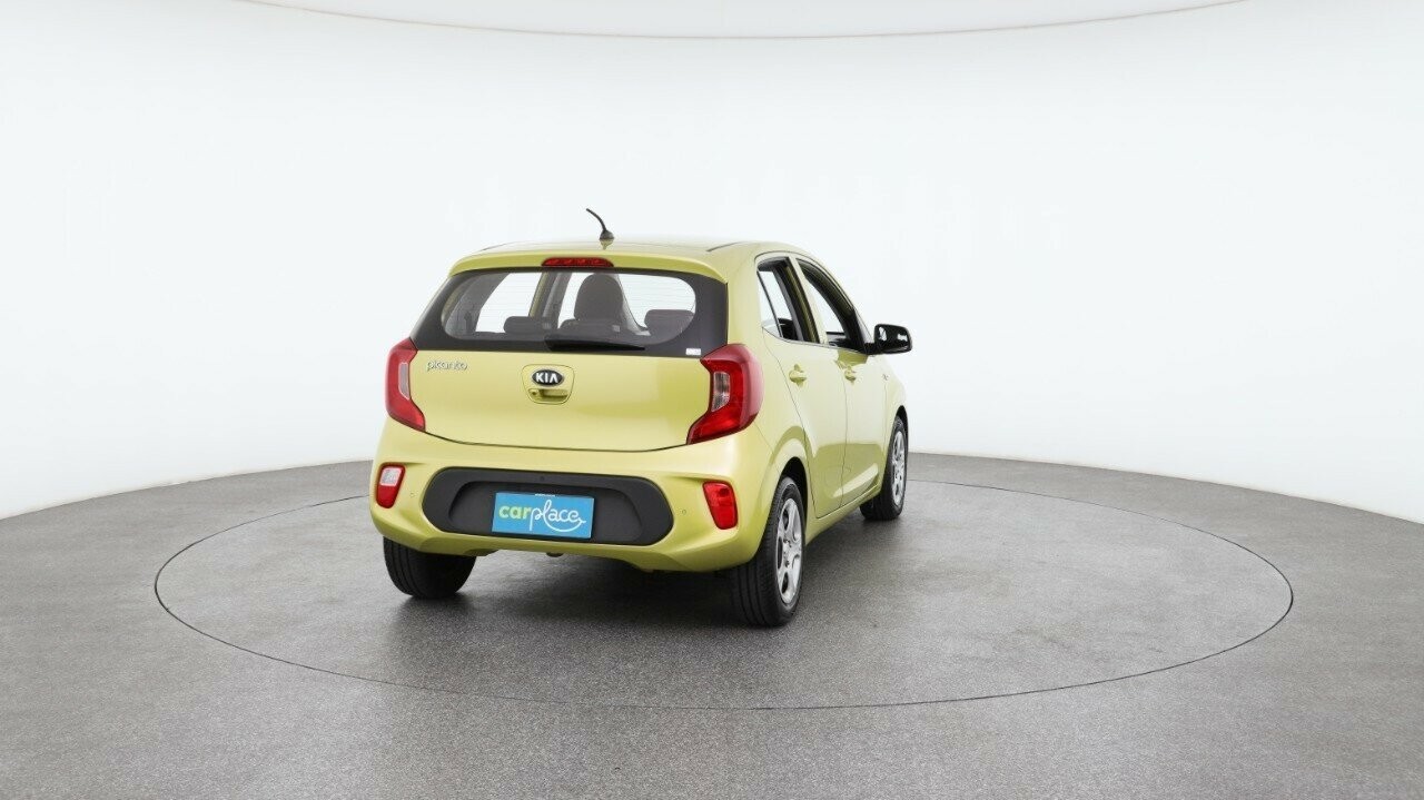 Kia Picanto image 3