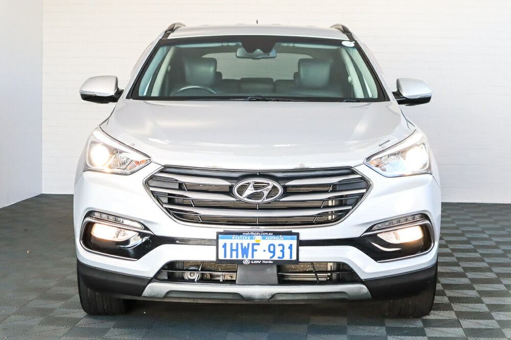 Hyundai Santa Fe image 4