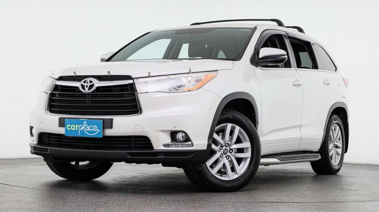 Toyota Kluger image 1