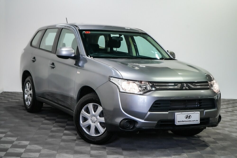 Mitsubishi Outlander image 1