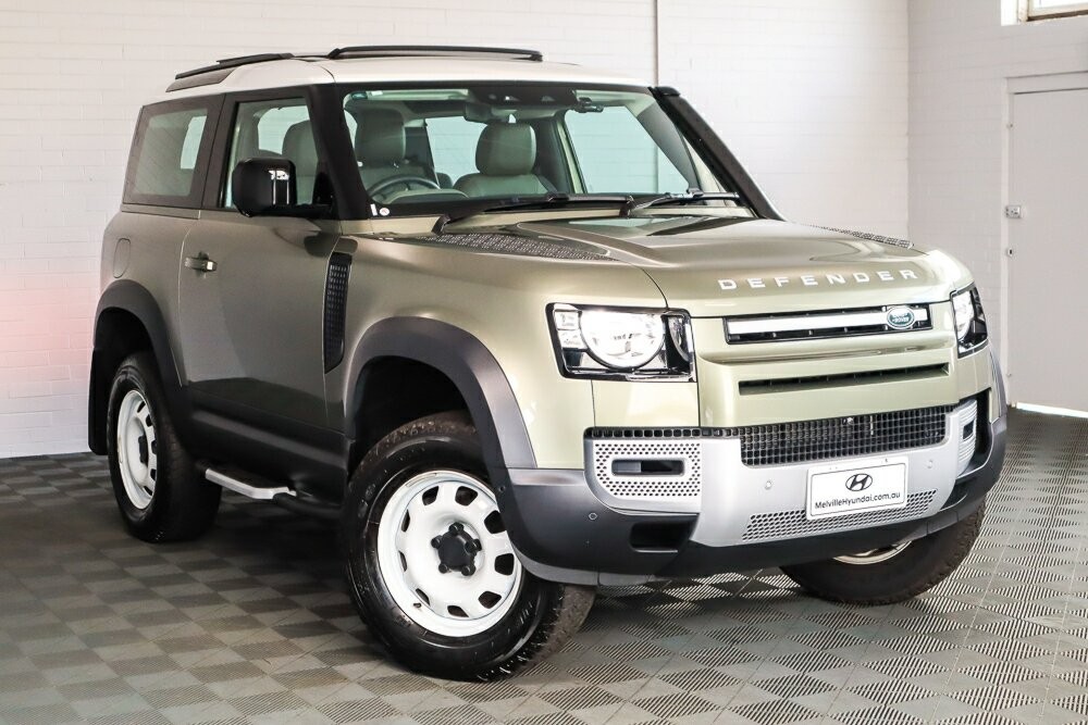 Land Rover Defender image 1