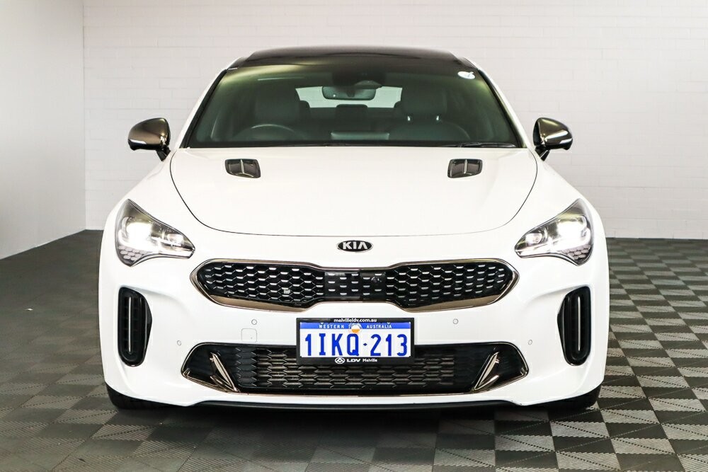 Kia Stinger image 4