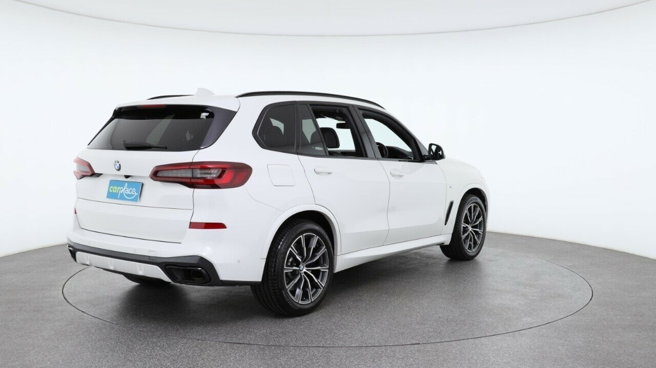 BMW X5 image 4