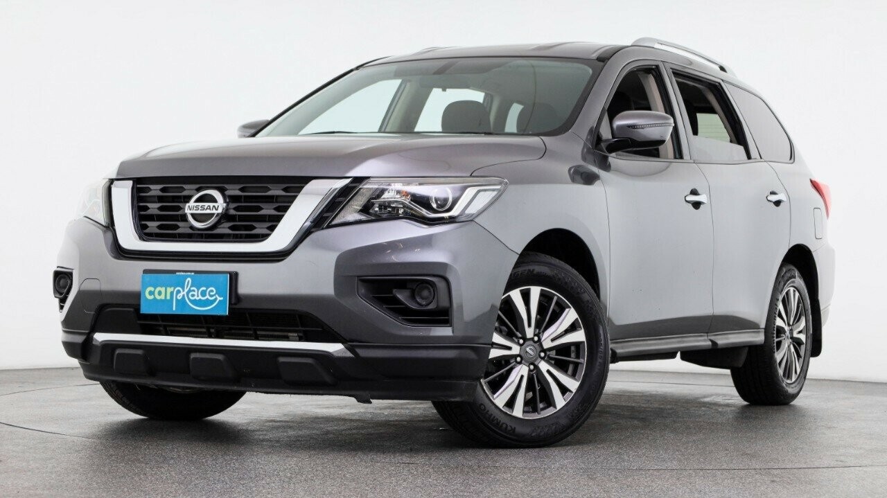 Nissan Pathfinder image 1