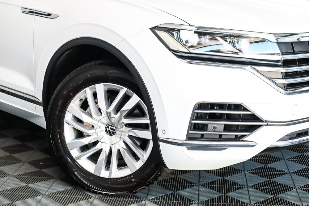 Volkswagen Touareg image 2