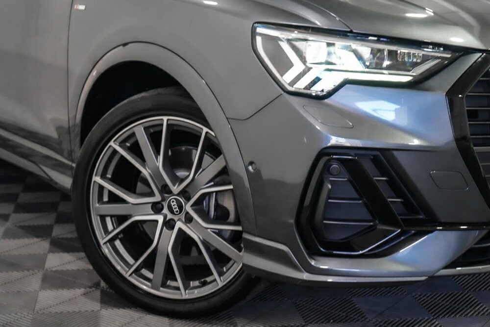 Audi Q3 image 2