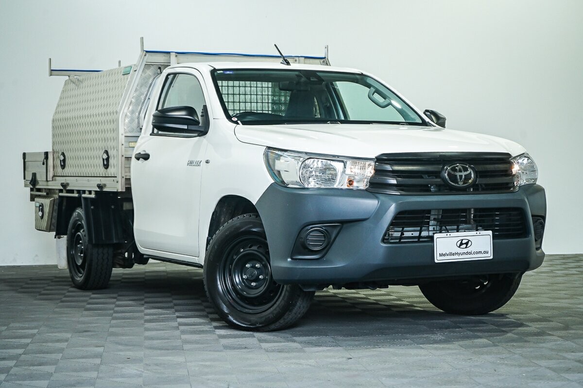 Toyota Hilux image 1