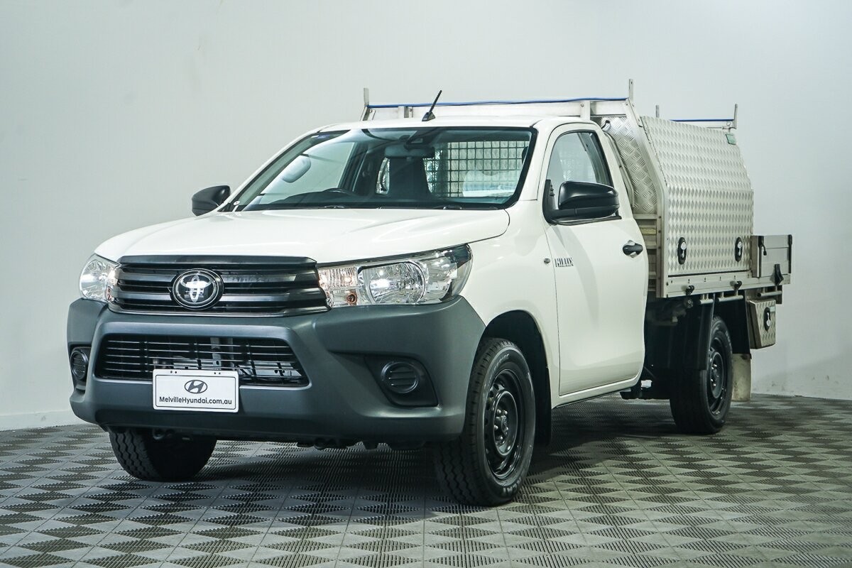 Toyota Hilux image 4