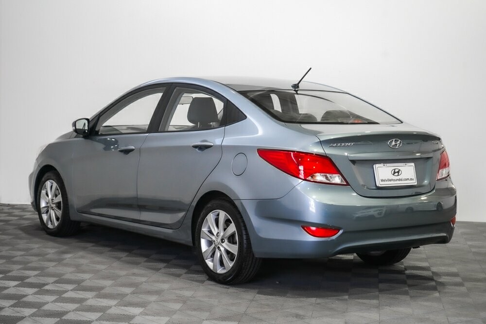 Hyundai Accent image 4