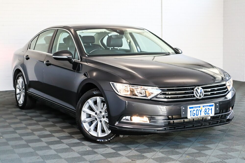 Volkswagen Passat image 1