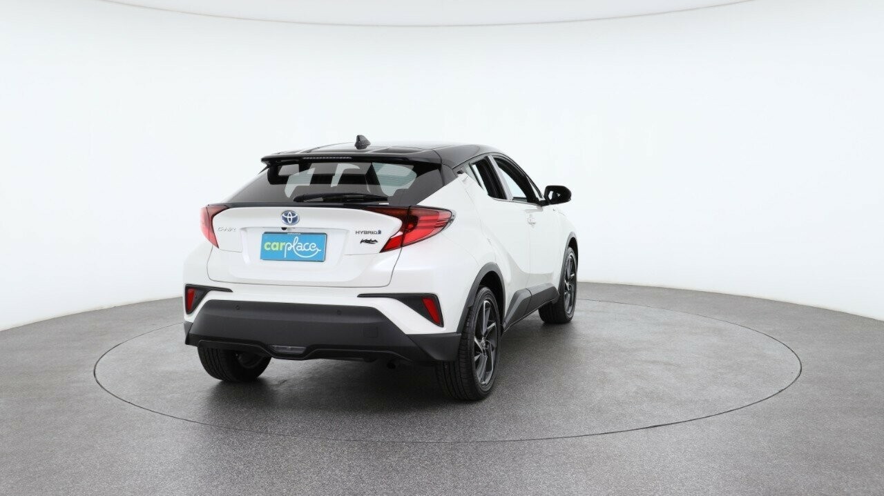 Toyota C-hr image 3