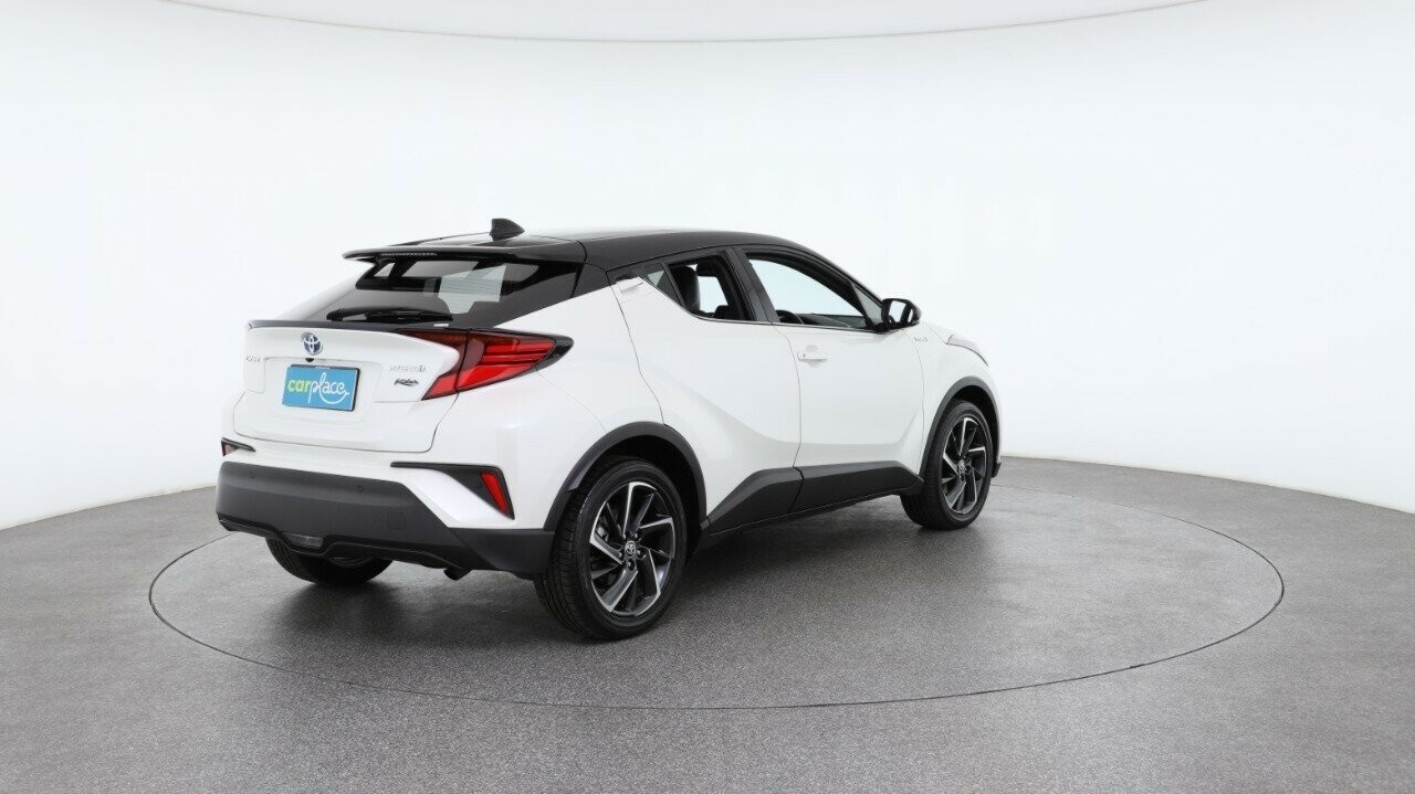 Toyota C-hr image 4