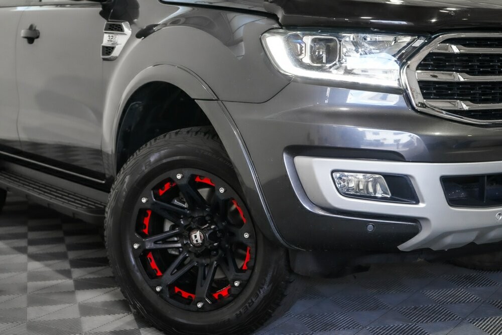 Ford Everest image 2