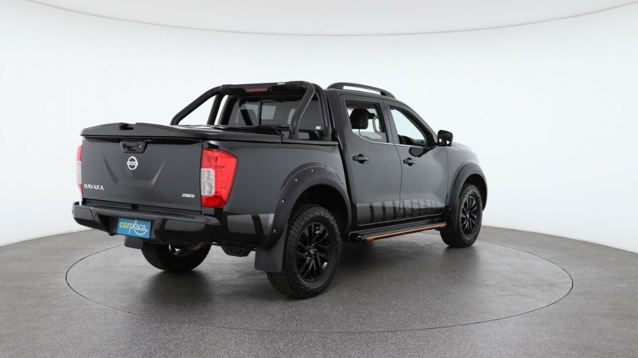 Nissan Navara image 4