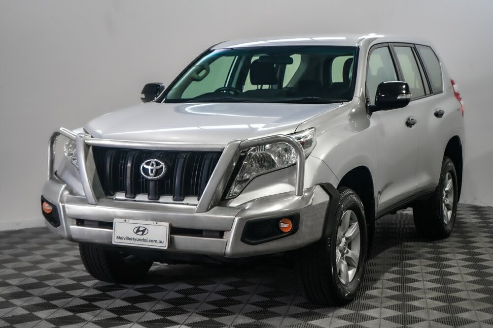 Toyota Landcruiser Prado image 3