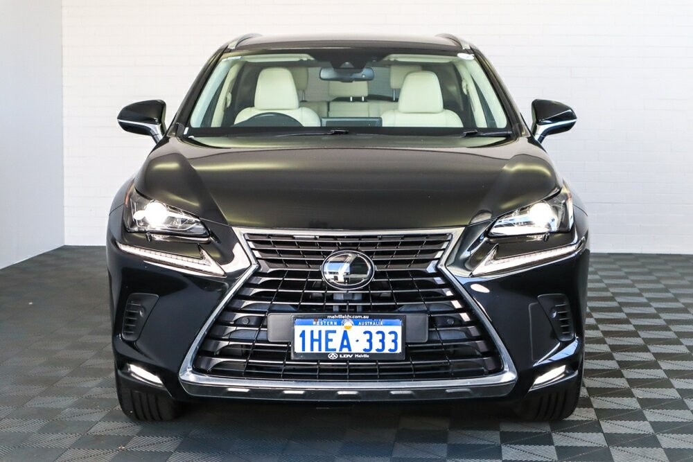 Lexus Nx image 4