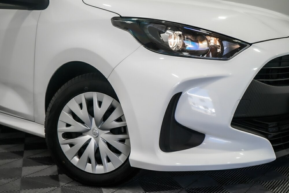 Toyota Yaris image 2