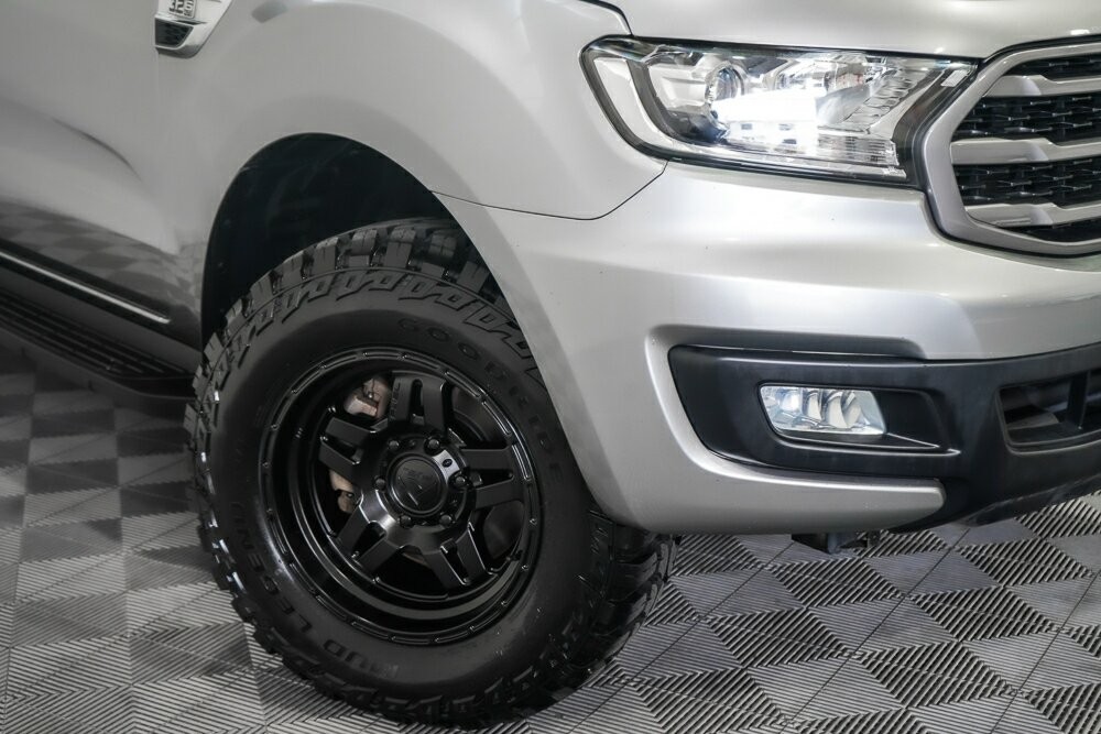 Ford Everest image 2