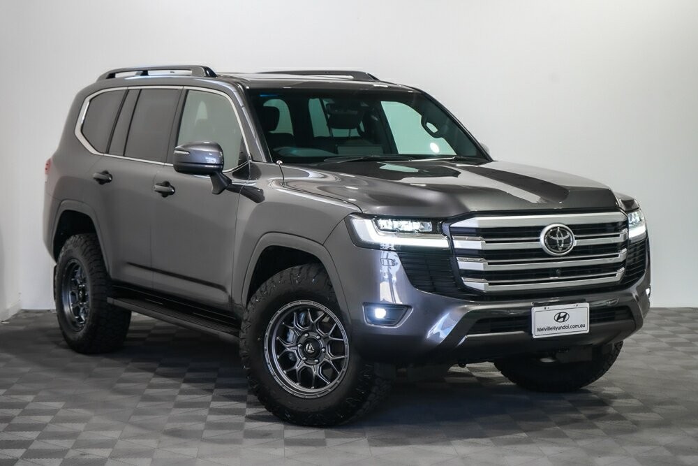 Toyota Landcruiser image 1