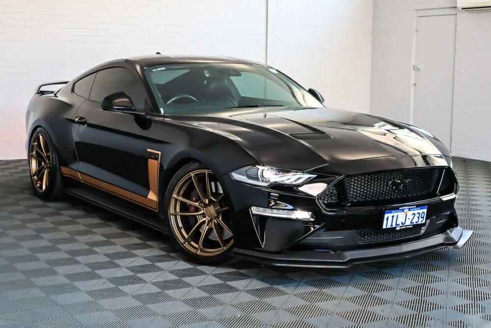 Ford Mustang image 1