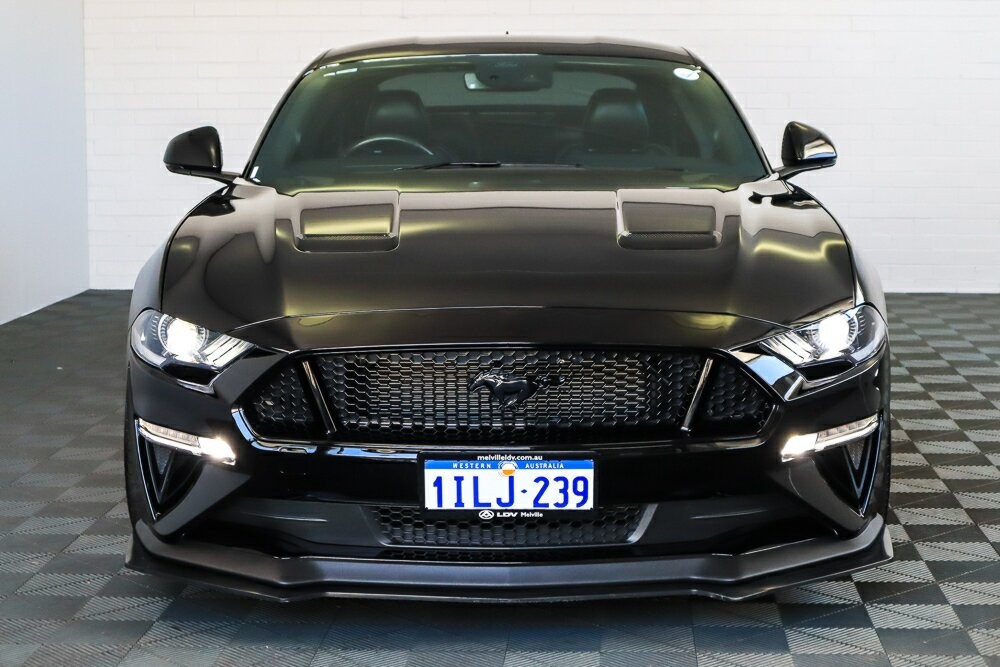 Ford Mustang image 4