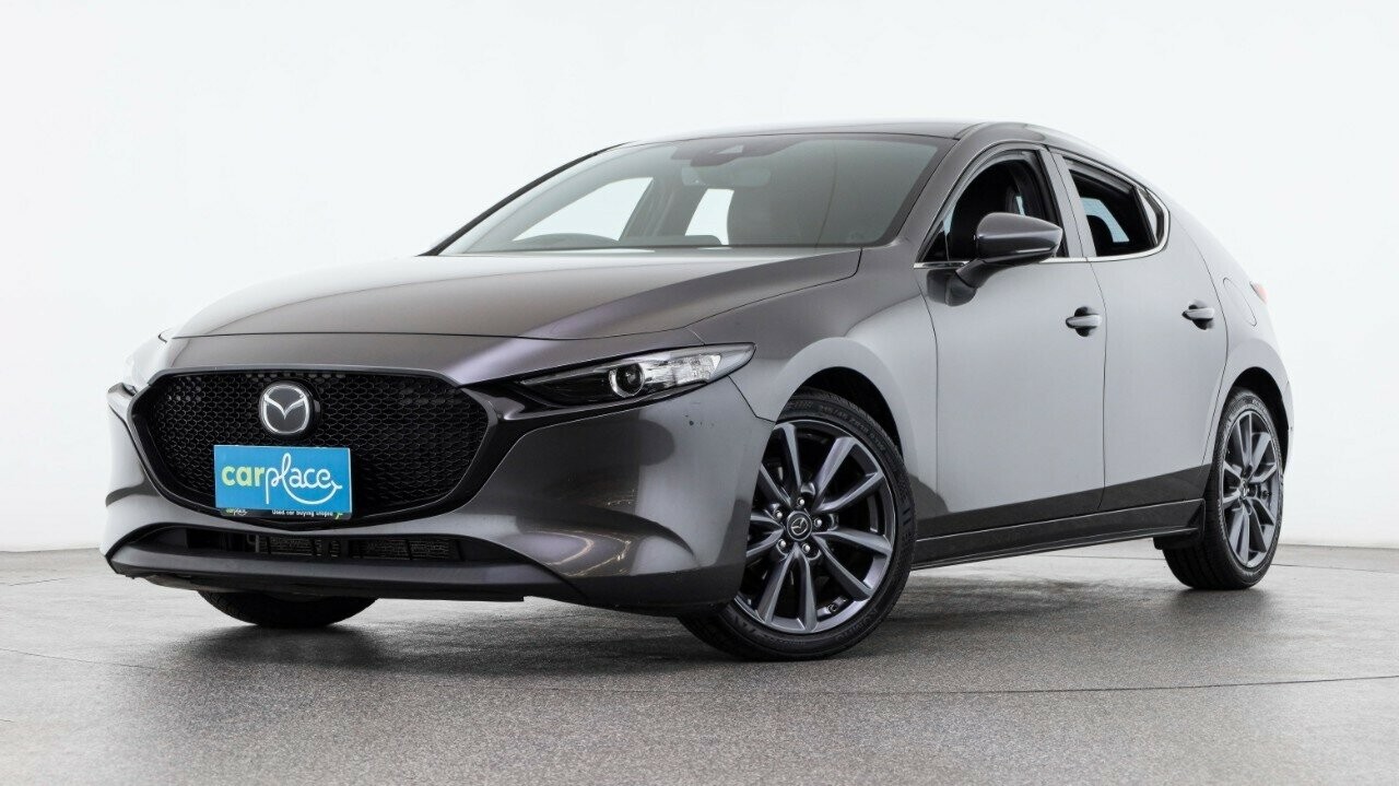 Mazda 3 image 1