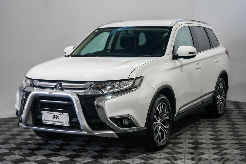 Mitsubishi Outlander image 4